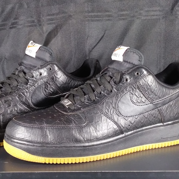 air force 1 leather cracking